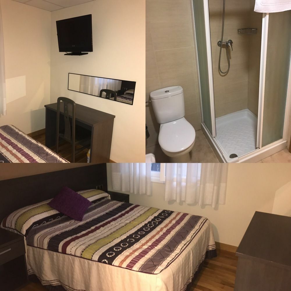 Hostal Zubi XXI Puente la Reina Buitenkant foto